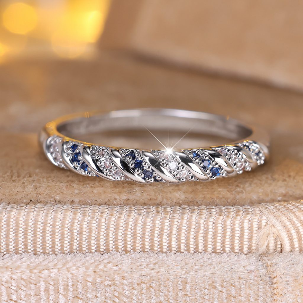 silver round blue crystal ring 01